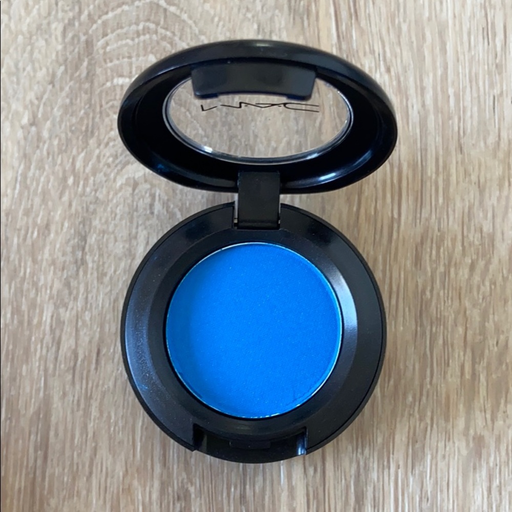 MAC Eye Shadow in Terminal Wave Satin